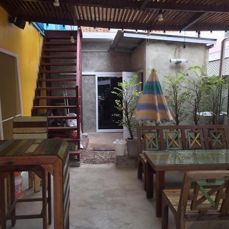 De Hostel Prachuap Khiri Khan Exterior foto